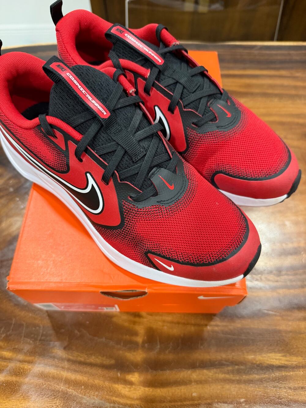 Nike - Boys - Cosmic Runner - Red & Black - Boys Kids Sneakers Shoes - Size 7Y